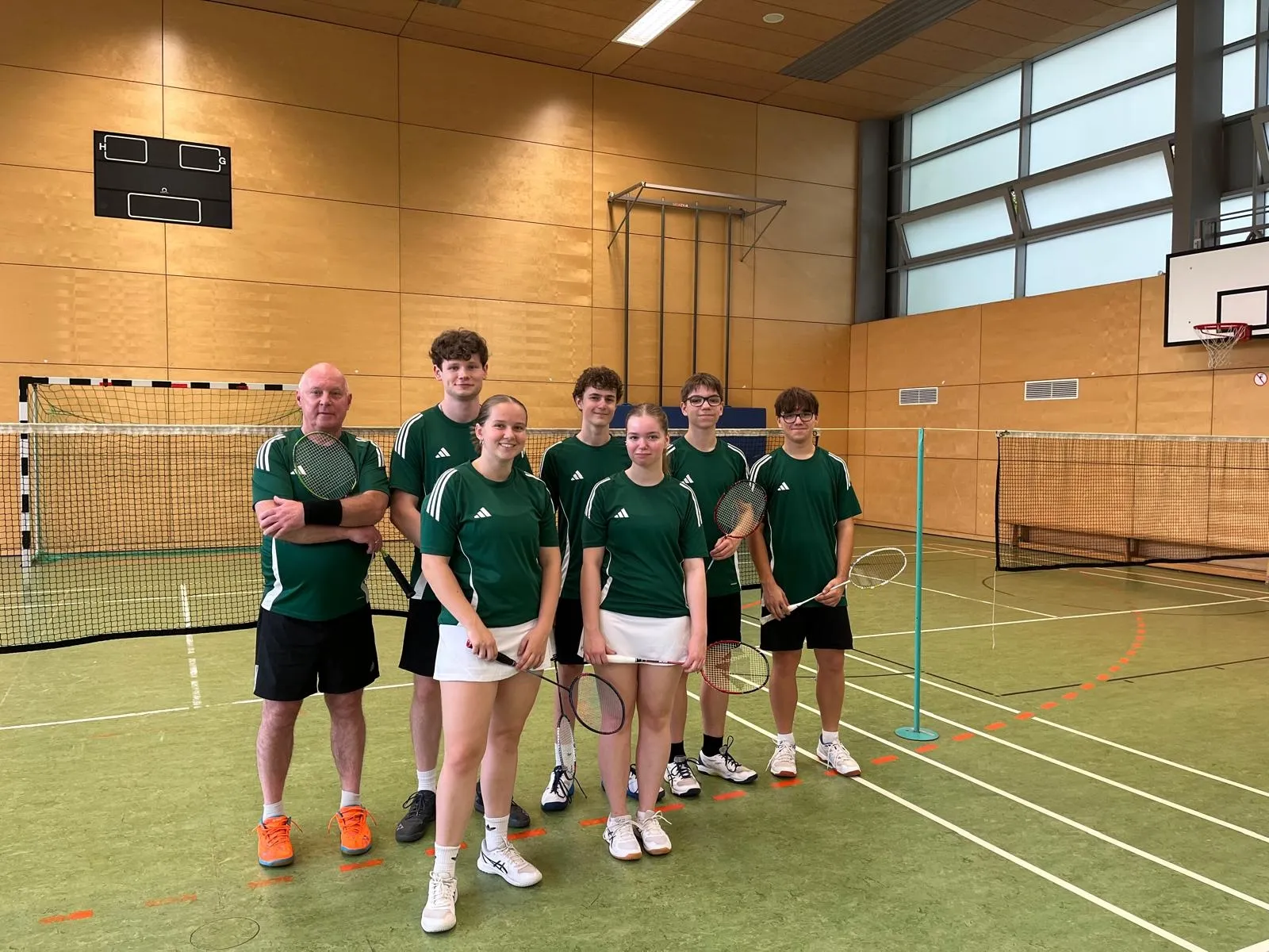 F-Klasse: Unsere ersten beiden Punktspiele 🏸